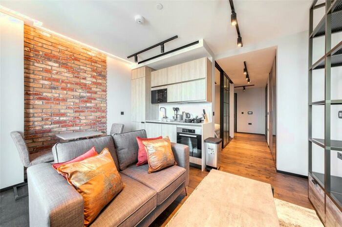 Apartment To Rent In Hewett Street, London, EC2A