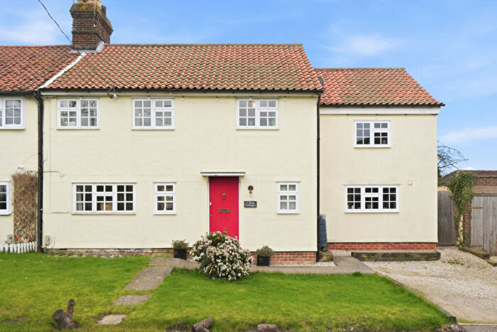 4 Bedroom Semi Detached House For Sale In Henham Road, Debden Green, Saffron Walden, Essex, CB11