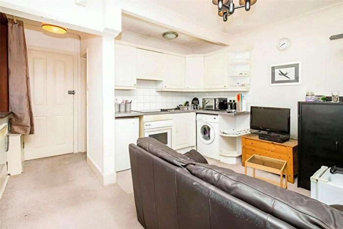 1 Bedroom Flat For Sale In Marine Drive West, Bognor Regis, West Sussex, PO21