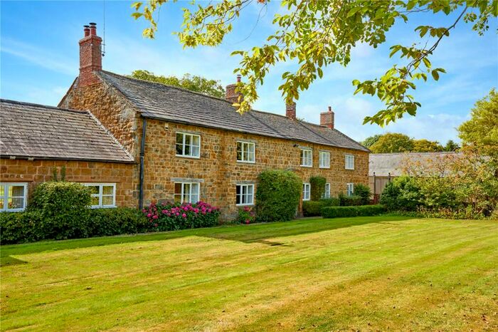 4 Bedroom Detached House For Sale In Knightcote, Southam, Warwickshire, CV47