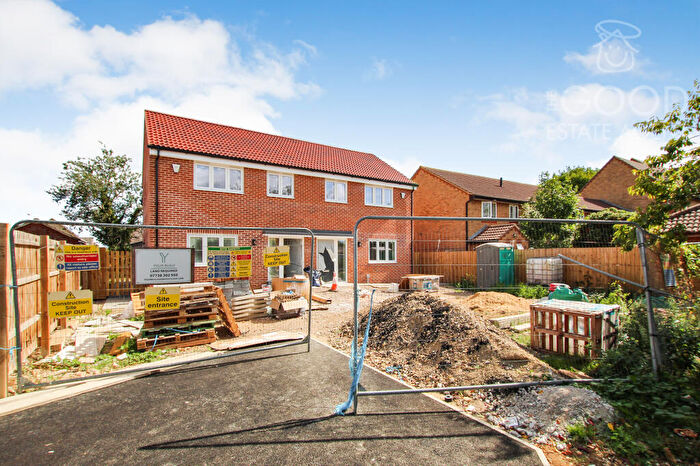 3 Bedroom Semi-Detached House For Sale In Chestnut Drive, Soham, CB7