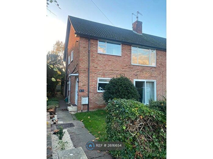 3 Bedroom Maisonette To Rent In Coniston Road, Leamington Spa, CV32