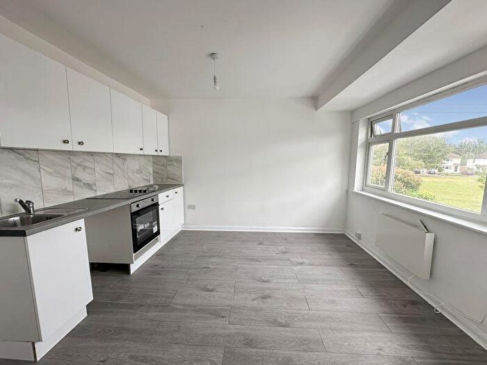 1 Bedroom Flat To Rent In Stanhope Road, Slough, SL1