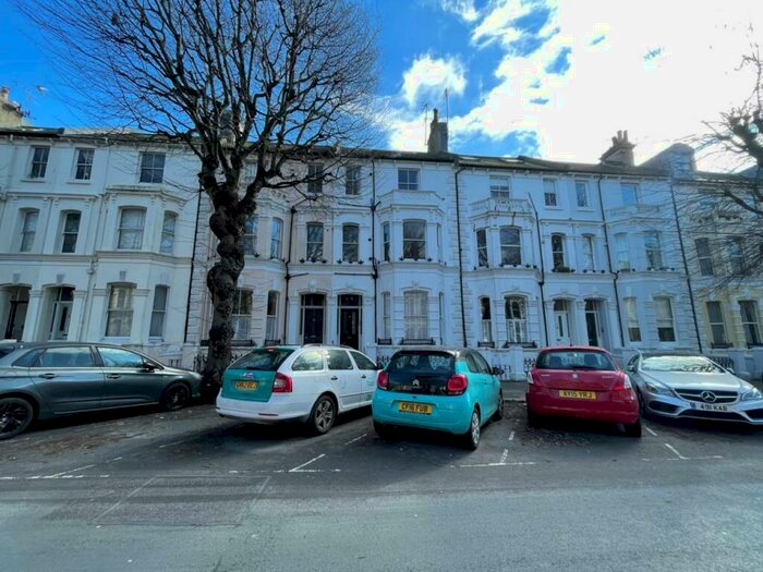 1 Bedroom Flat To Rent In Tisbury Road, Hove, East Sussex, BN3