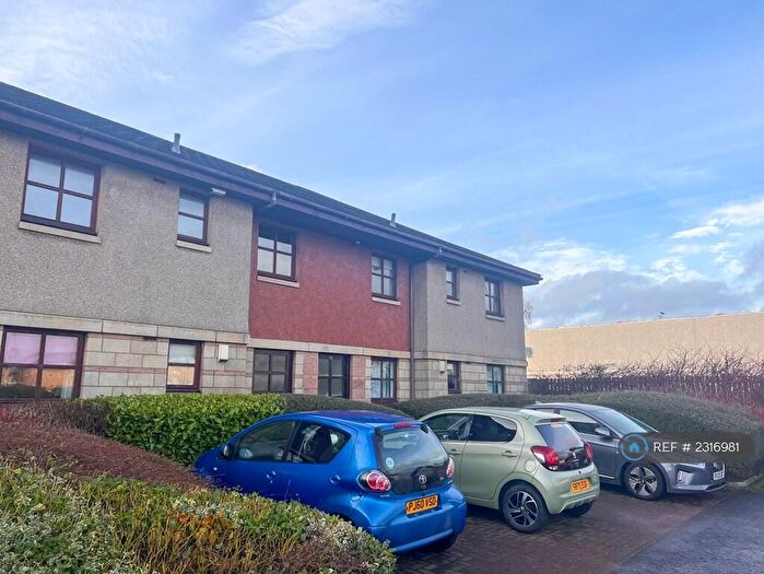 2 Bedroom Flat To Rent In Fleming Avenue, Clydebank, G81