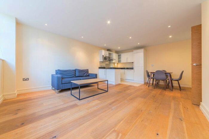 2 Bedroom Flat To Rent In Romney House, Marsham Street, Westminster, London, SW1P