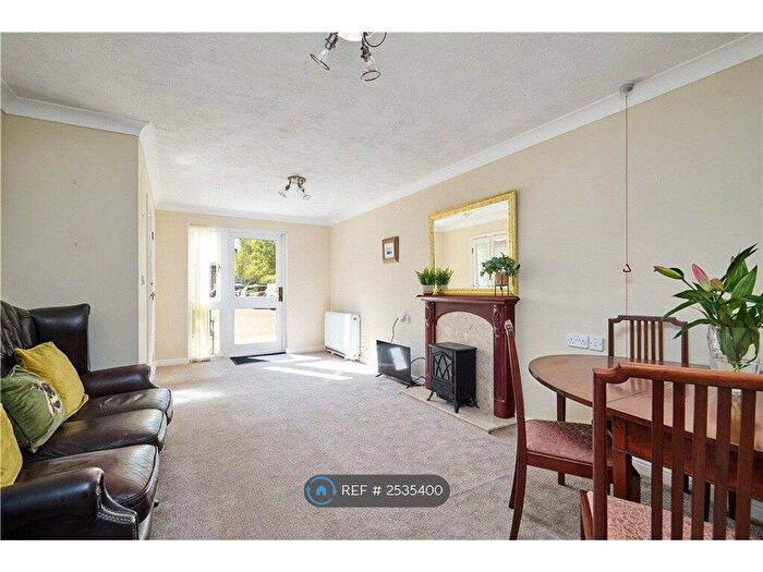 1 Bedroom Flat To Rent In St Chads Road, Leeds, LS16