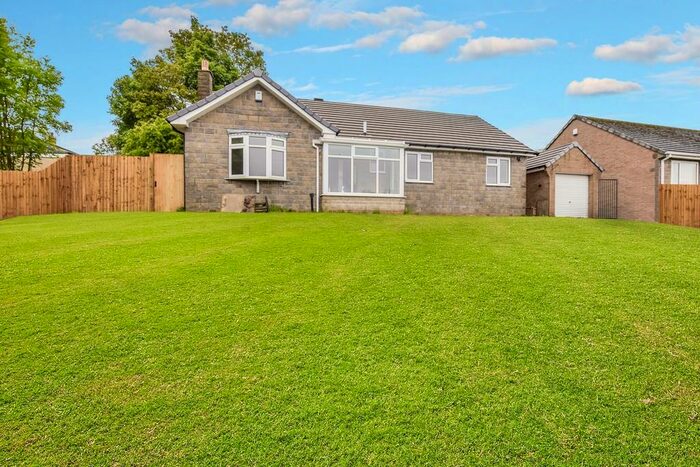 3 Bedroom Detached Bungalow To Rent In Chappell Road, Hoylandswaine, S36