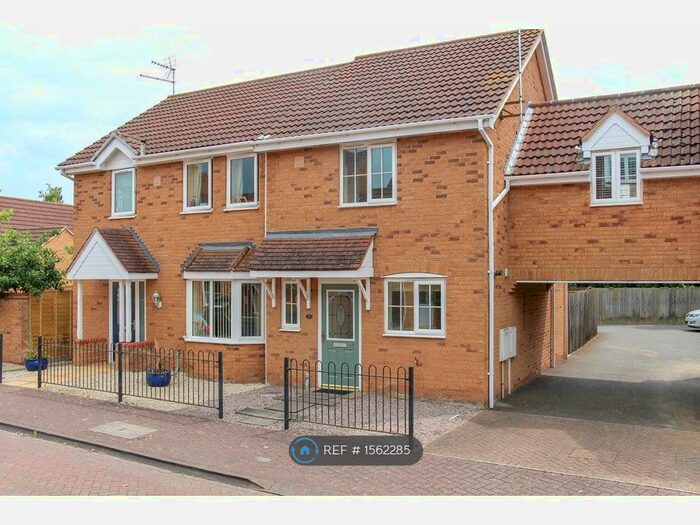 2 Bedroom Semi-Detached House To Rent In Jubilee Way, Peterborough, PE6