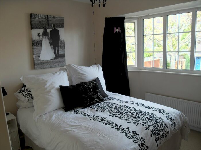 3 Bedroom Terraced House To Rent In Pembury Avenue, Worcester Park, KT4