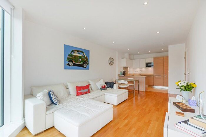 2 Bedroom Flat To Rent In Juniper Drive, London, SW18