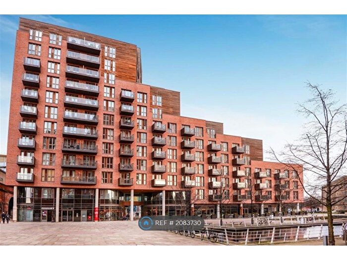 1 Bedroom Flat To Rent In Watermans Place, Leeds, LS1