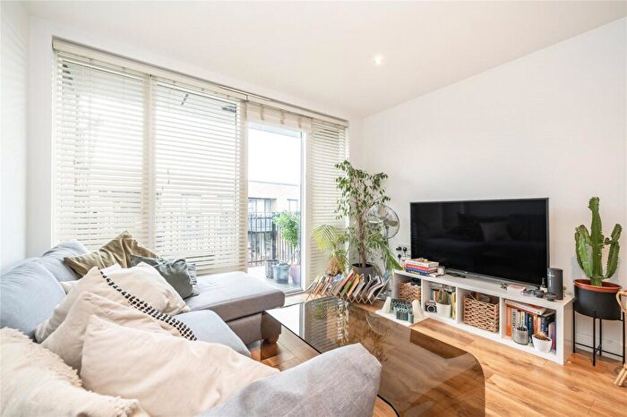 1 Bedroom Flat For Sale In South Mill Apartments, Hebden Street, London, E2