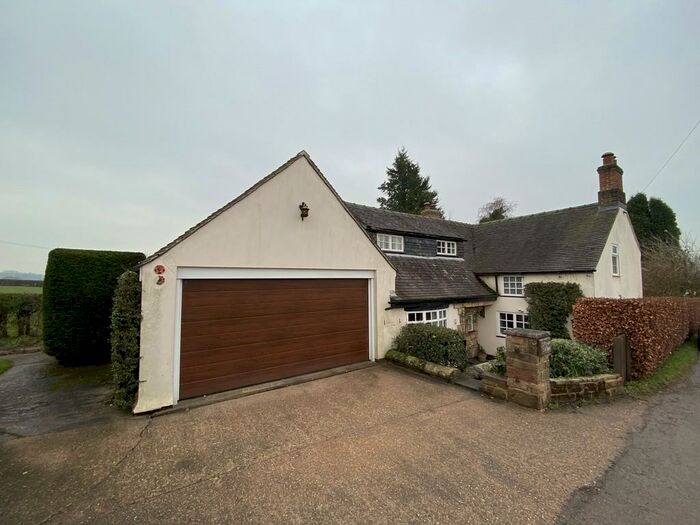 4 Bedroom Detached House For Sale In Hoargate Lane, Hollington, DE6