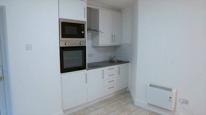1 Bedroom Flat To Rent In Seaforth Avenue, New Malden, London, KT3
