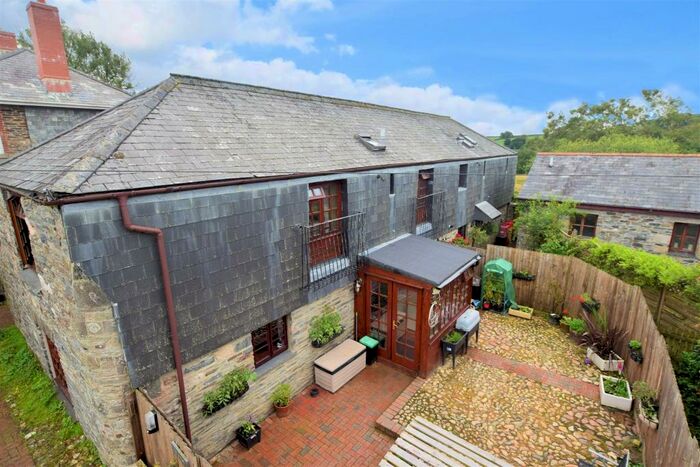 3 Bedroom House For Sale In Ottery, Tavistock, PL19
