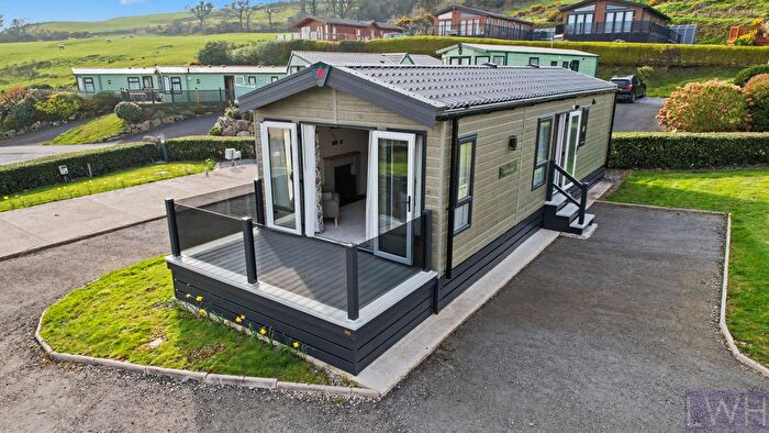 2 Bedroom Lodge For Sale In Holiday Lodge, Mynydd-Du, Criccieth, LL52