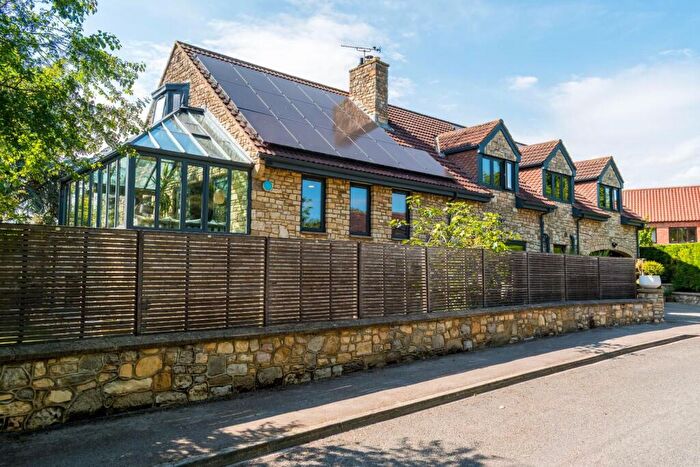 5 Bedroom Detached House For Sale In Hall Garth, Main Street, Ulleskelf, LS24