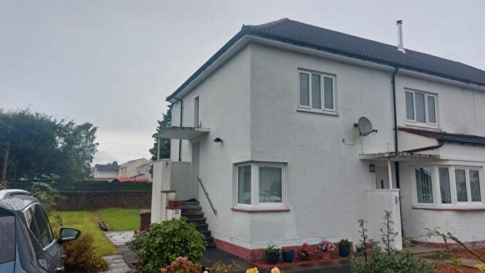 2 Bedroom Flat To Rent In Dumbuie Avenue, Dumbarton, Dunbartonshire, G82