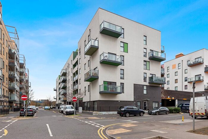 1 Bedroom Flat To Rent In Oldchurch Road, Romford, RM7