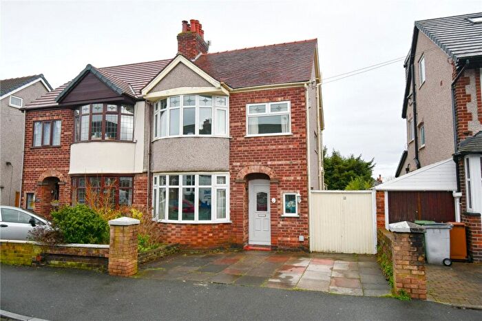3 Bedroom Semi Detached House For Sale In Fieldway, Higher Bebington, Wirral, CH63