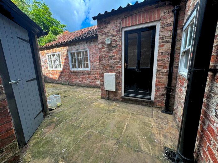 2 Bedroom House To Rent In North Street, Ripon, North Yorkshire, HG4