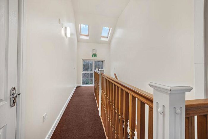 2 Bedroom Flat For Sale In Mill Fold Gardens, Littleborough, OL15
