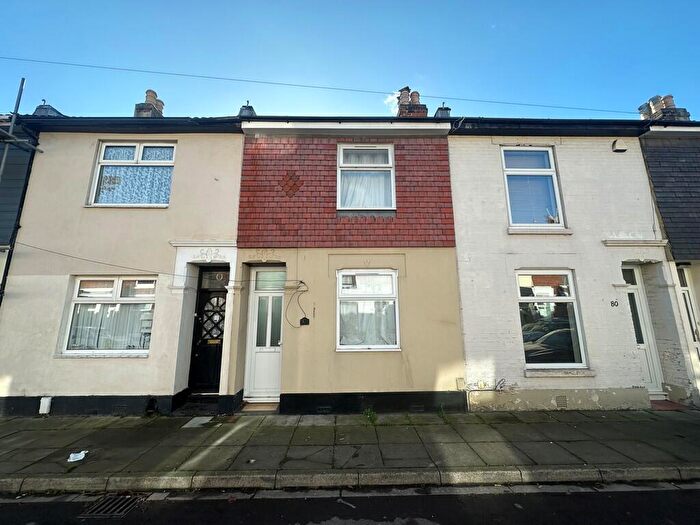 3 Bedroom Terraced House For Sale In Lincoln Road, Portsmouth, PO1