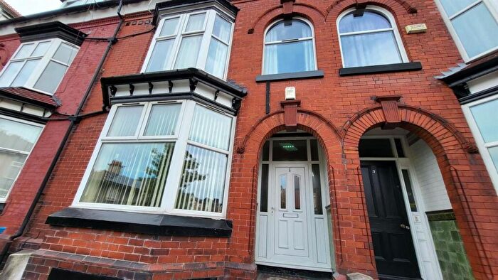 8 Bedroom House To Rent In Scarsdale Road, Manchester, M14