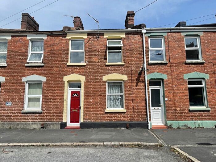 2 Bedroom Terraced House For Sale In Union Street, St Thomas, EX2