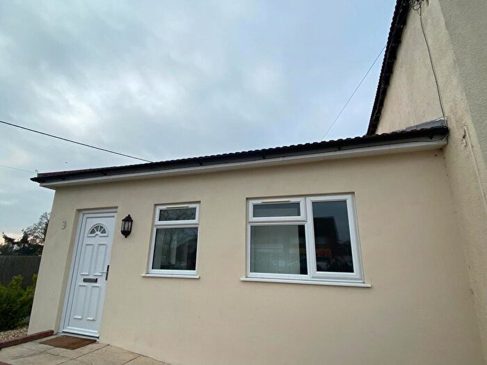 1 Bedroom Flat To Rent In Hampton Lane, Blackfield, Southampton, SO45