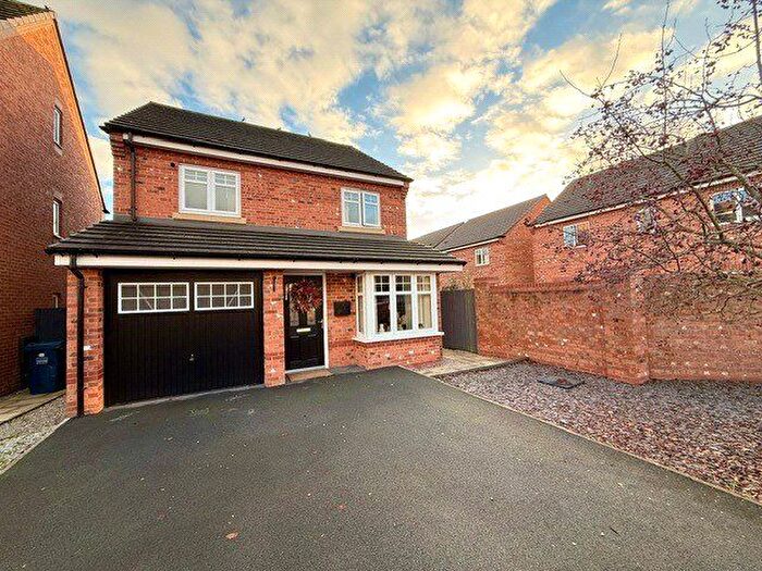 4 Bedroom Detached House For Sale In Pennington Drive, Farington Moss, Leyland, Lancashire, PR26