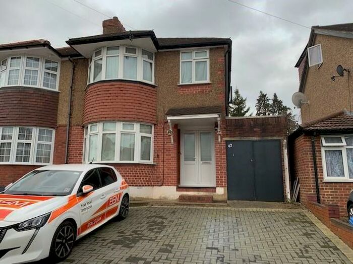 3 Bedroom End Of Terrace House To Rent In High Worple, Harrow, Middlesex, HA2