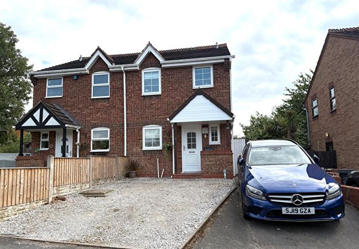 3 Bedroom Semi-Detached House For Sale In Dyke Road, Armitage, Rugeley, WS15