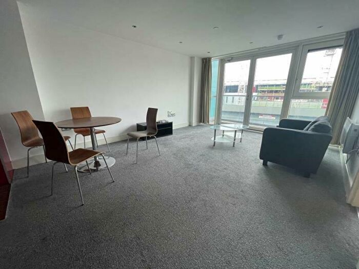 2 Bedroom Flat To Rent In Litmus Building, Huntingdon Street, Nottingham, NG1