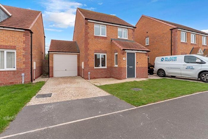 3 Bedroom Detached House For Sale In Sidings Road, Grimsby, DN31