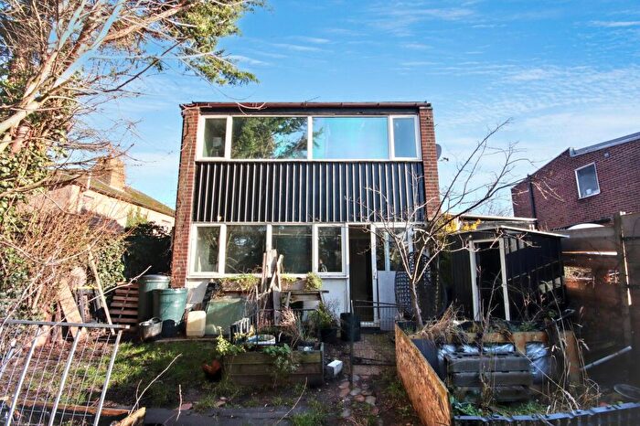 3 Bedroom Detached House For Sale In Potton Road, St. Neots, PE19