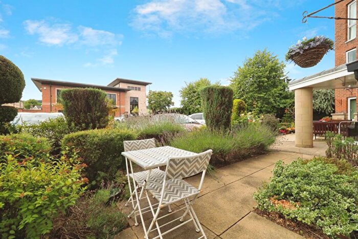 1 Bedroom Flat For Sale In Kedleston Close, Belper, DE56