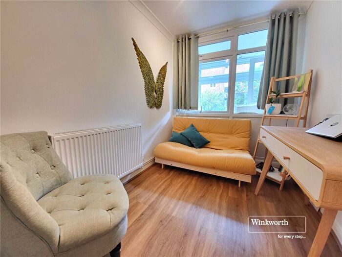 2 Bedroom Apartment To Rent In Montagu Road, Highcliffe, Christchurch, BH23