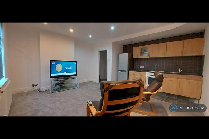 2 Bedroom Flat To Rent In Moorside Road, Swinton, Manchester, M27