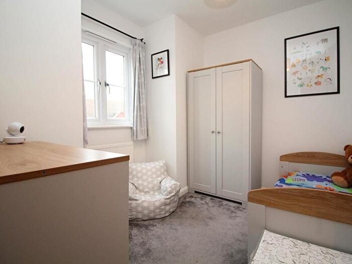 3 Bedroom Terraced House For Sale In Stanley Rise, Springfield, Chelmsford, CM2