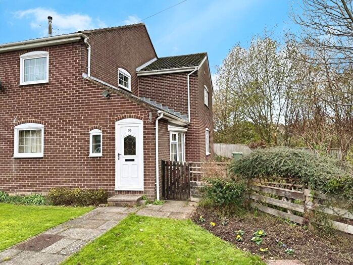 2 Bedroom End Of Terrace House For Sale In Cambridge Drive, Otley, LS21