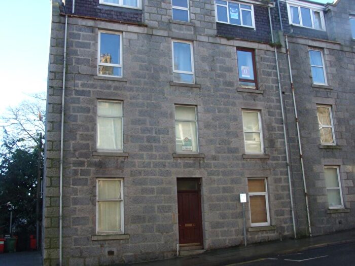 1 Bedroom Flat To Rent In Esslemont Avenue, Rosemount, Aberdeen, AB25