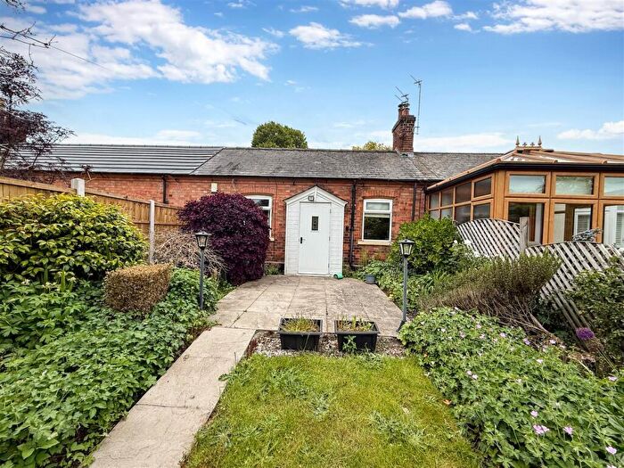 1 Bedroom Terraced House For Sale In Main Road, Radcliffe-On-Trent, Nottingham, NG12