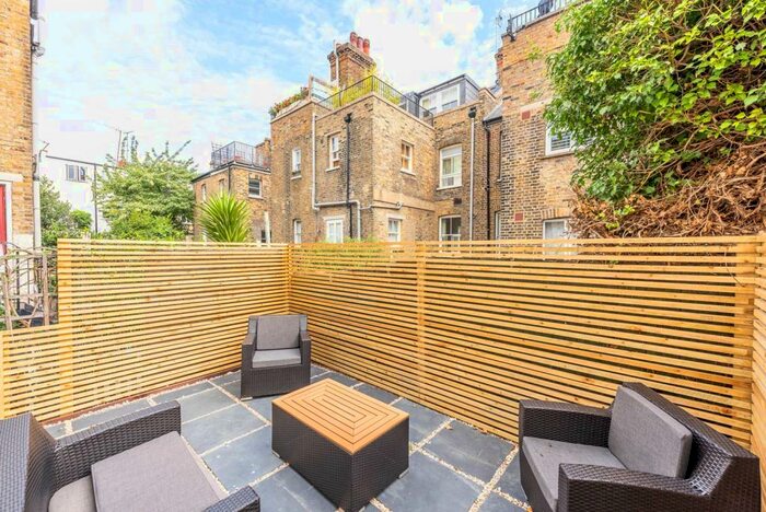 1 Bedroom Flat To Rent In Upcerne Road, Chelsea, London, SW10
