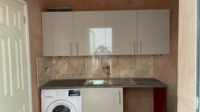 1 Bedroom Flat To Rent In London Road, Morden, SM4