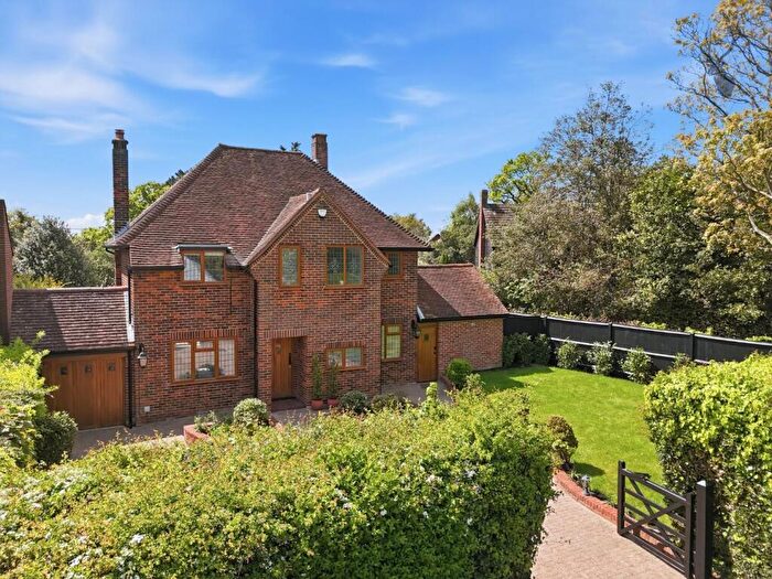 4 Bedroom House For Sale In St. Johns Road, Loughton, IG10