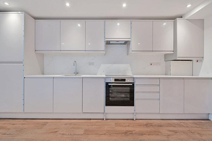 3 Bedroom Flat To Rent In Marlborough Road, London, N22