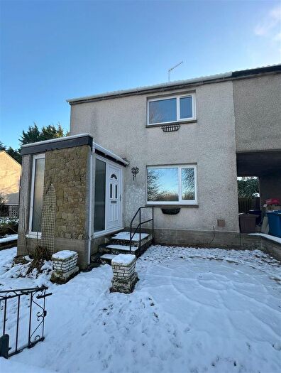 2 Bedroom Semi-Detached House To Rent In Burnside Terrace, East Calder, East Calder, EH53
