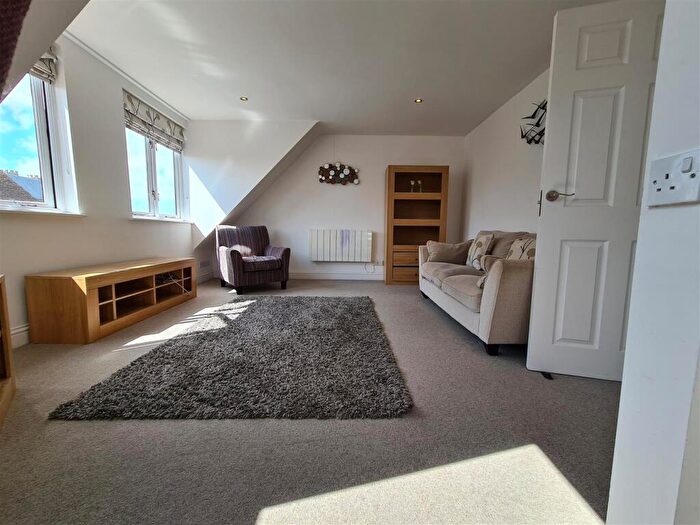2 Bedroom Flat To Rent In Lantern Court, High Street, Ely, CB7